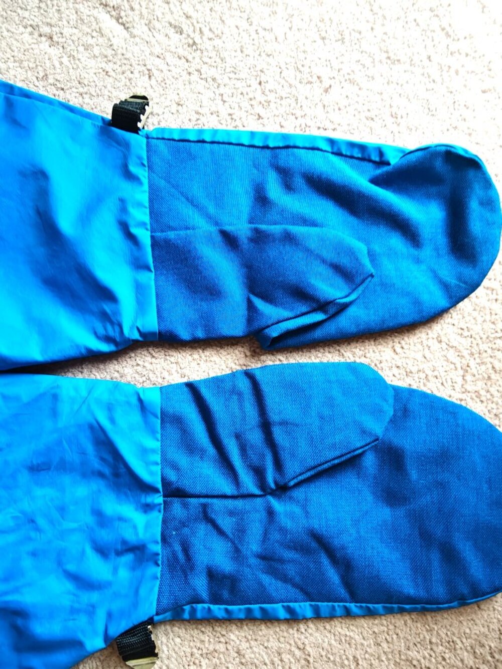 Log House Designs Gore-Tex Waterproof Mittens, Size Large, Unisex, New